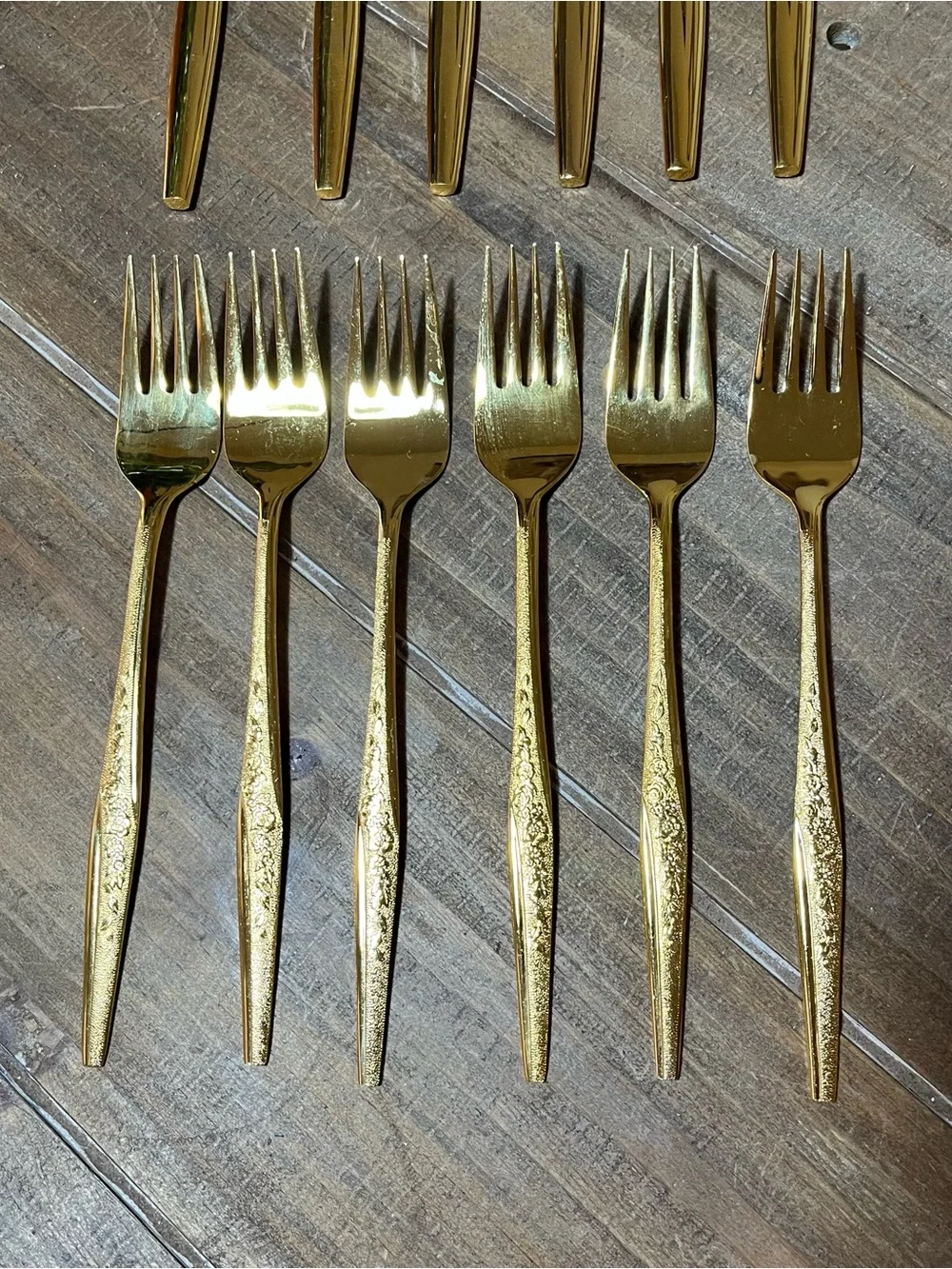 N/A vintage gold